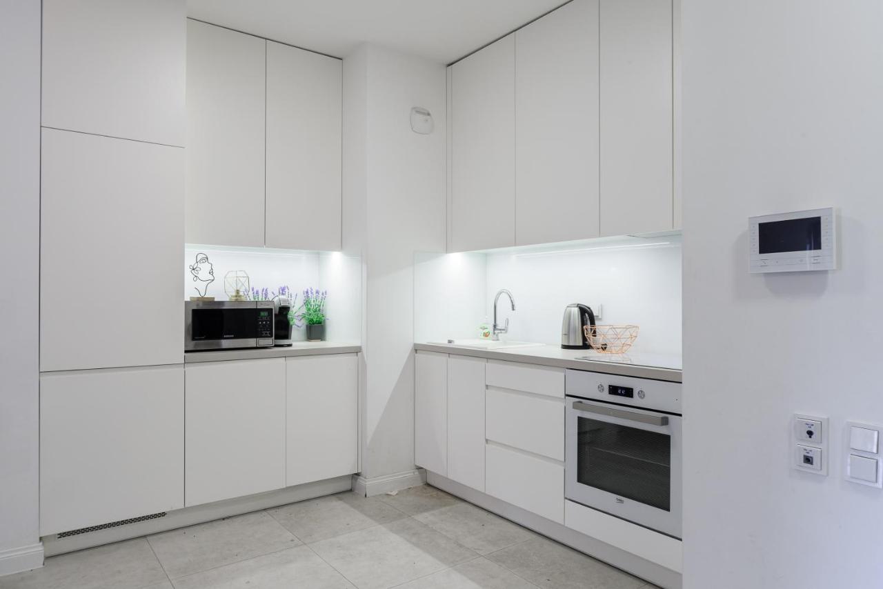 Luxury Apartments On Grzybowska Street In Varsovia Exterior foto